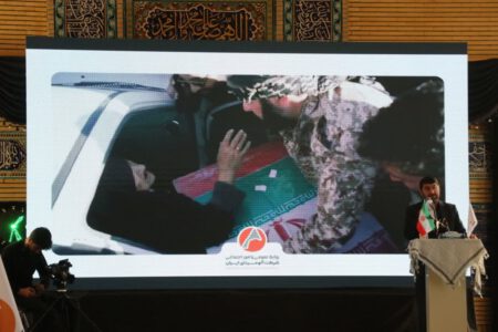 روز بسیج مستضعفین-سومین روز تدفین شهید گمنام