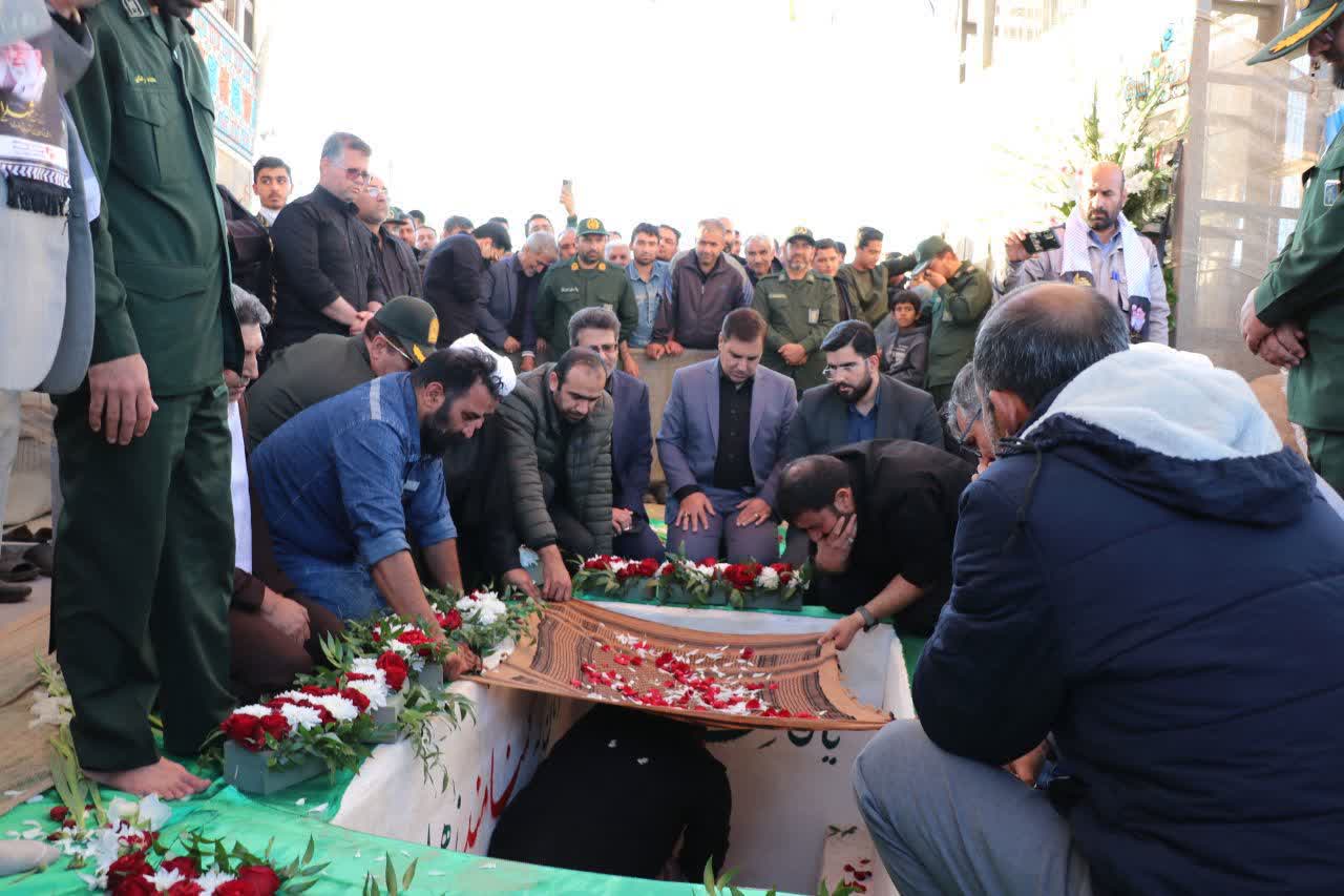 شهید گمنام شرکت آلومینای ایران