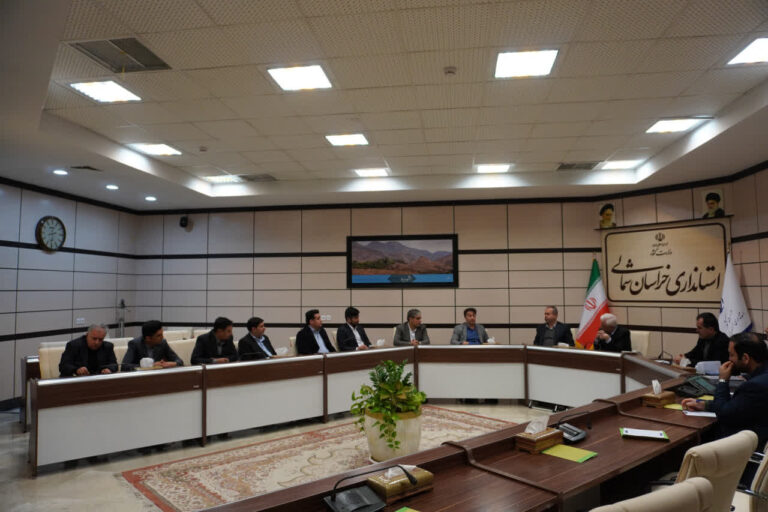 نشست گروه پتروفلات با استاندار خراسان شمالی (3)