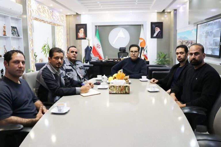 دیدار شورای اسلامی کار با دکتر بادکوبه